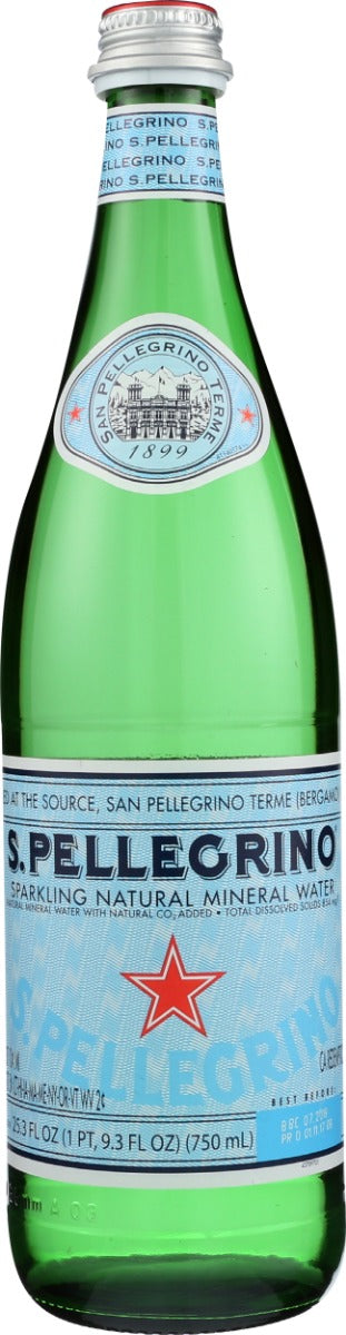 The perfect size for sharing at the table with a delicious meal, the 75 cl glass bottle is ideal for a relaxing family meal or an elegant lunch with friends.